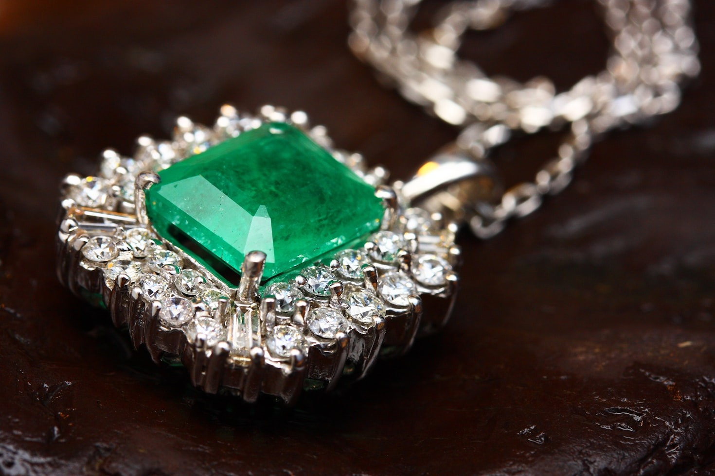 Un recorrido por las colecciones premium de Gems Addiction